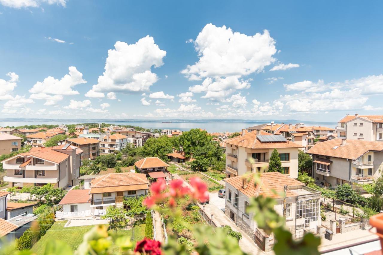 Boutique Wellness Hotel Ambrosia Chernomorets Exterior photo