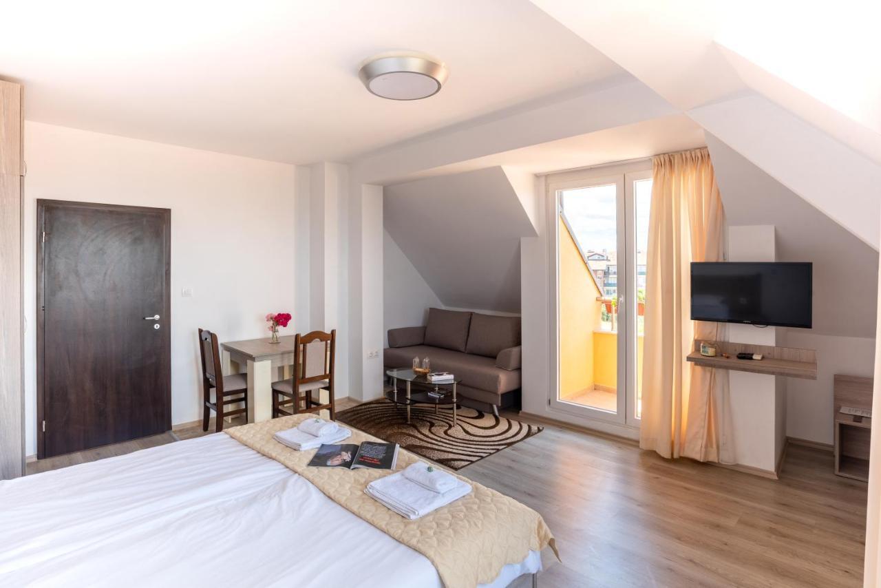 Boutique Wellness Hotel Ambrosia Chernomorets Exterior photo