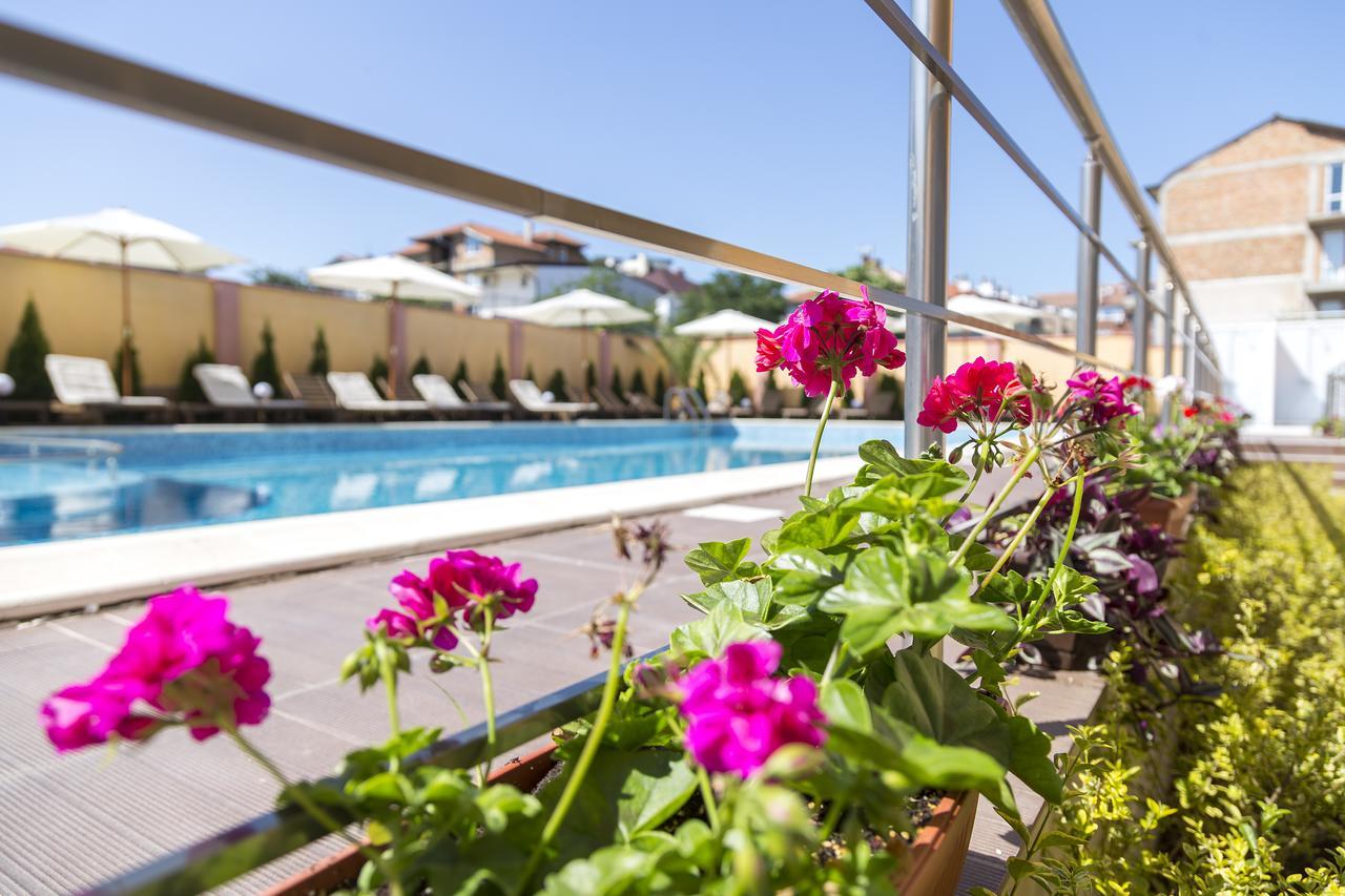 Boutique Wellness Hotel Ambrosia Chernomorets Exterior photo